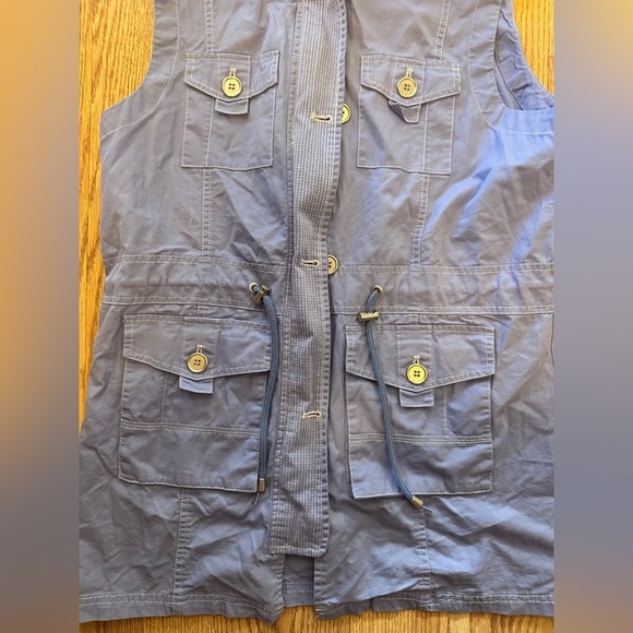 NWT Blue Zip Up Vest With Hood Size Medium - Picture 2 of 7